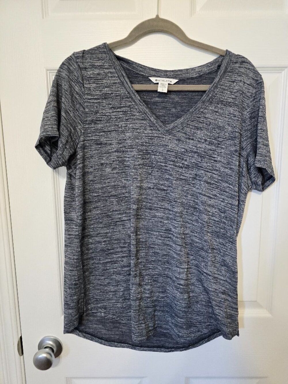Athleta T-Shirt – Size Large – Grey – Good Condition